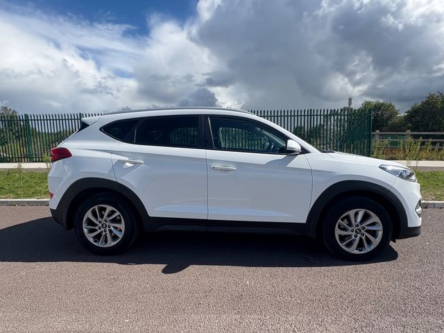 Image for 2018 Hyundai Tucson Reserved cod 1.7 Executive 5DR, Multi-Function Steering Wheel, Bluetooth, Rear Parking Sensors, Lane Keeping Assistance, 