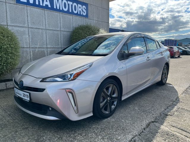 Image for 2019 Toyota Prius TOURING SELECTION AUTOMATIC HYBRID 1.8 PETROL //MASSIVE SPEC//FULL LEATHER//REVERSE CAMERA//HEAD UP DISPLAY//HEATED SEATS// 
