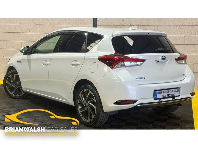 Image for 2017 Toyota Auris G Package Leather seats