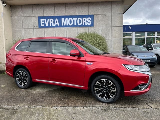 Image for 2018 Mitsubishi Outlander AUTOMATIC 2.0 PETROL PHEV PLUG IN HYBRID //WINTER SALE €1000 REDUCTION//LOW MILES//ADAPTIVE CRUISE CONTROL//KEYLESS ENTRY//HEATED STEERING WHEEL//