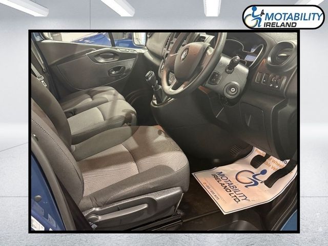 Image for 2020 Renault Trafic Wheelchair Accessible