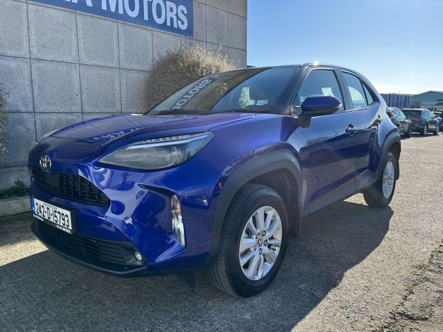 Image for 2024 Toyota Yaris LUNA AUTOMATIC HYBRID 1.5 PETROL //VERY LOW MILES//ADAPTIVE CRUISE CONTROL//KEYLESS ENTRY//REVERSE CAMERA// 