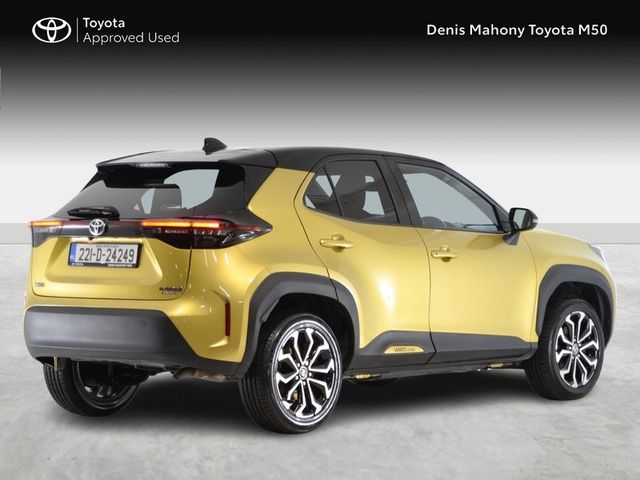 Image for 2022 Toyota Yaris Cross Luna Sport Hybrid Auto