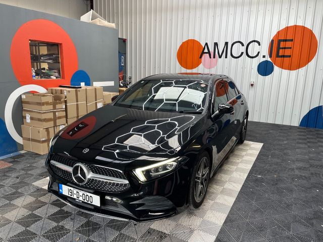 Image for 2019 Mercedes-Benz A Class 2019 MERCEDES-BENZ A200D AMG LINE 2.0 AUTOMATIC / CRUISE CONTROL / REVERSE CAMERA / ELECTRIC MEMORY & HEATED SEATS / PADDLE SHIFTERS AND MORE