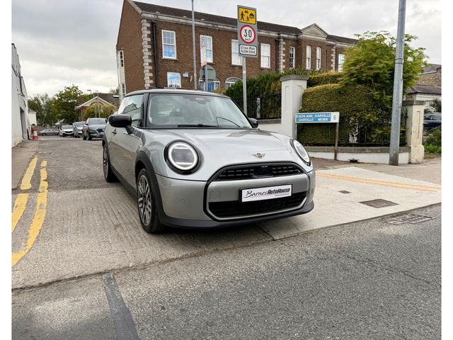 Image for 2024 Mini Hatch *MASSIVE SPEC* COOPER 1.5T AUTO 3DR *PAN ROOF*