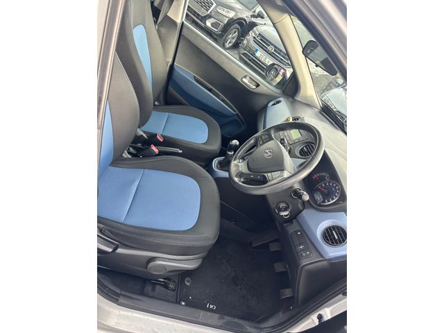 Image for 2017 Hyundai i10 1.0 Deluxe