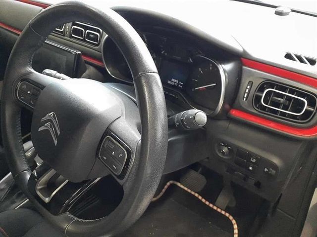 Image for 2019 Citroen C3 1.2 AUTOMATIC - FACTORY ALLOYS - WHITE/RED TWO TONE - REAR CAMERA - CRUISE CONTROL - 