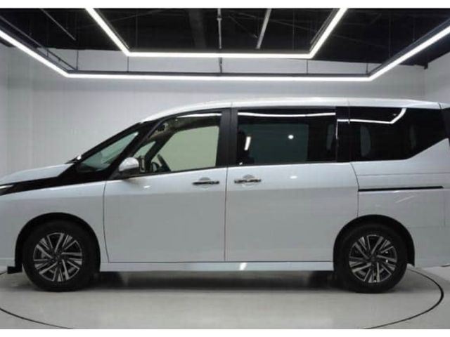 Image for 2024 Nissan Serena 