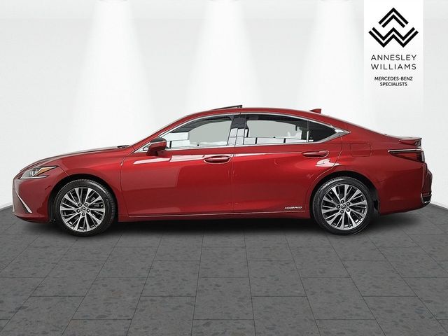 Image for 2021 Lexus ES 300h ES300H Dynamic