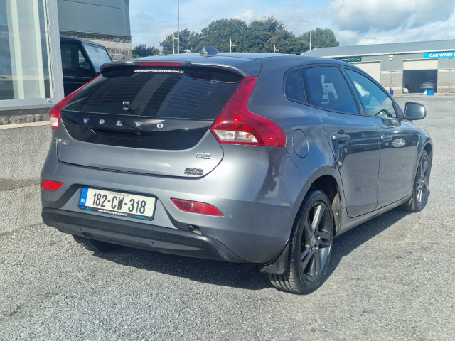 Image for 2018 Volvo V40 D2 MOM ED 5DR