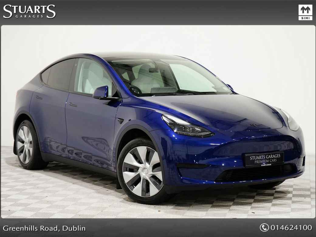 Image for 2023 Tesla Model Y RWD*MINT CONDITION MODEL Y. 20” INDUCITON BLACK ALLOYS, DEEP BLUE METALLIC WITH WHITE PREMIUM INTERIOR, KEYLESS, 360 CAMERA, ADAPTIVE CRUISE, HEATED SEATS AND STEERING WHEEL, PANORAMIC GLASS ROOF, M