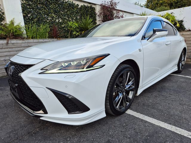 Image for 2021 Lexus ES 300h 2.5 HYBRID / F-SPORT TOP SPEC WITH SUNROOF & TRD KIT / TAX €180