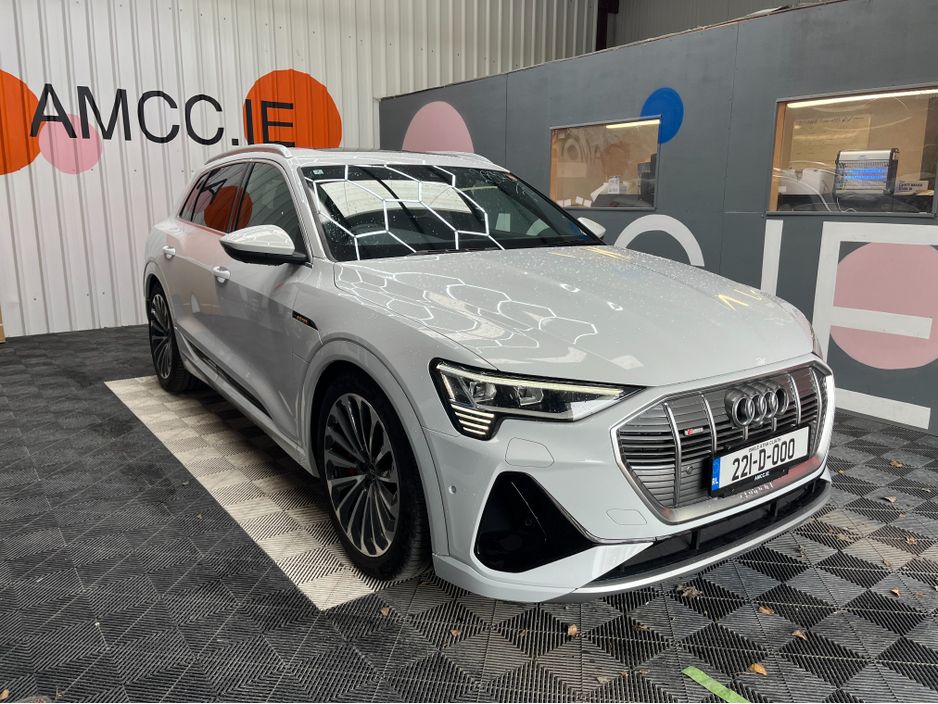 Image for 2022 Audi e-tron €35950 2022 AUDI E-TRON 50 QUATTRO S-LINE AUTOMATIC / CRUISE CONTROL / 360° CAMERA / ELECTRIC MEMORY & HEATED SEATS / PADDLE SHIFTERS / PANORAMIC SUNROOF / AMBIENT LIGHTS / APPLE CARPLAY AND MORE