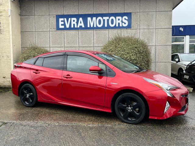 Image for 2018 Toyota Prius TOURING SELECTION AUTOMATIC 1.8 HYBRID PETROL //HIGH SPEC//FULL LEATHER HEATED SEATS//HEAD UP DISPLAY//ADAPTIVE CRUISE CONTROL//REVERSE CAMERA//