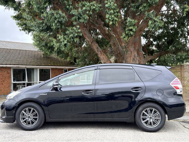 Image for 2016 Toyota Prius Alpha cx.7 seater