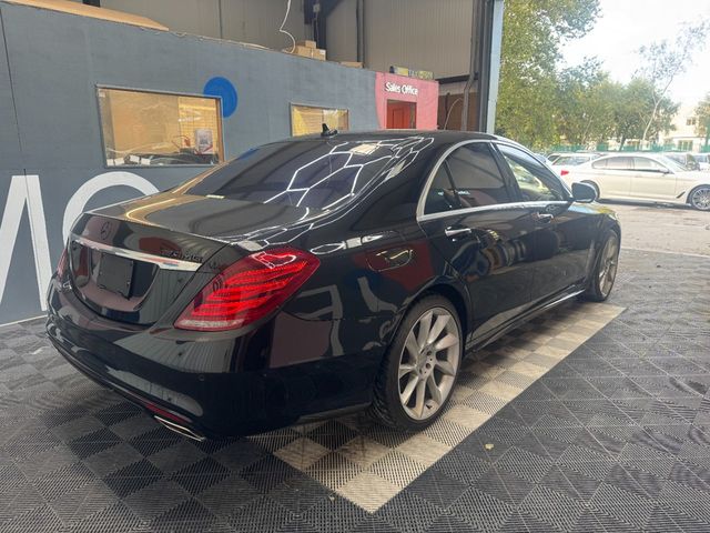 Image for 2014 Mercedes-Benz S Class 2014 MERCEDES-BENZ S CLASS S400h 3.5 AUTOMATIC/ PARKING CAMERA/ CRUISE CONTROL/ PADDLE SHIFTERS/ ELETRIC & MEMORY SEATS/ PANORAMIC SUNROOF / AMBIENT LIGHTS AND MORE