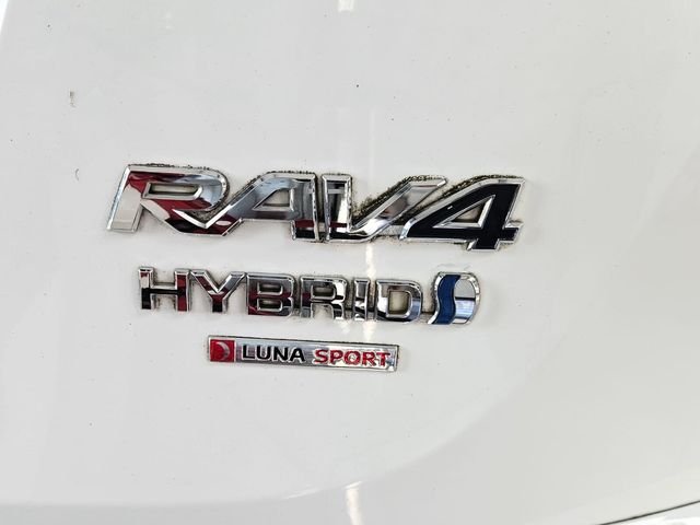 Image for 2016 Toyota Rav4 2.5 HYBRID 2WD LUNA SPORT