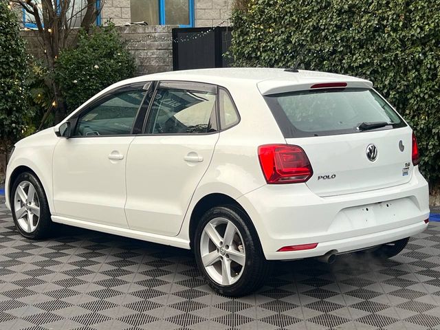 Image for 2016 Volkswagen Polo HIGHLINE 1.2 TSI AUTO // FULL SERVICE HISTORY // LEATHER/ALCANTARA HEATED SEATS // REVERSE CAMERA