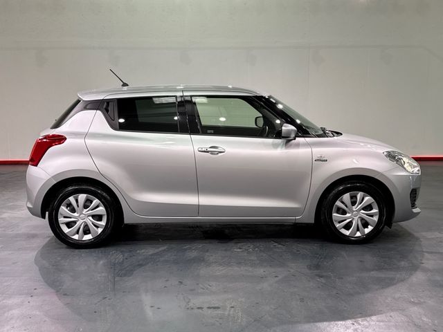 Image for 2022 Suzuki Swift 1.2 HYBRID - AUTOMATIC - HEATED SEAT - MULTI FUNCTION STEERING WHEEL - CRUISE CONTROL - REVERSE CAMERA