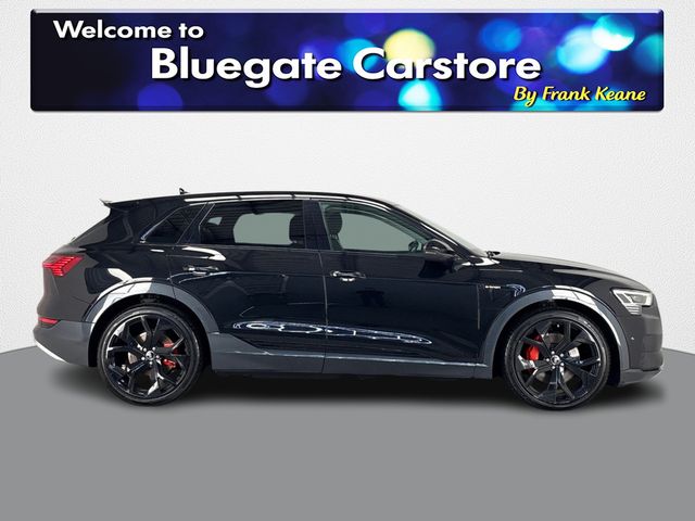 Image for 2020 Audi e-tron TECHNIK 50 QUATTRO*22"ALLOYS*BLACK LEATHER INTERIOR*FRONT HEATED SEATS*TOUCH SCREEN INFOTAINMENT*REVERSE CAMERA*PARKING SENSORS*DUAL CLIMATE CONTROL*APPLE CARPLAY*ELECTRIC TAILGATE*