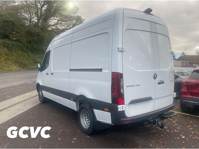 Image for 2025 Mercedes-Benz Sprinter 519 MWB High Roof Automatic