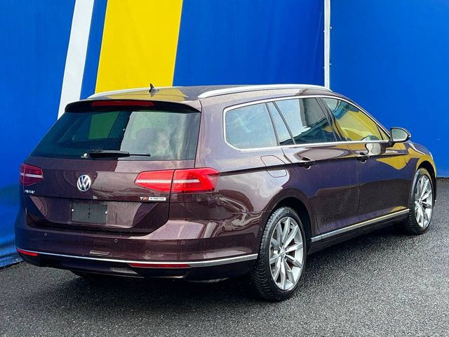 Image for 2017 Volkswagen Passat HIGHLINE 1.4 TSI AUTO // DRIVER MASSAGE & MEMORY SEAT // HEATED & COOLED SEATS // APPLE CARPLAY/ANDROID AUTO
