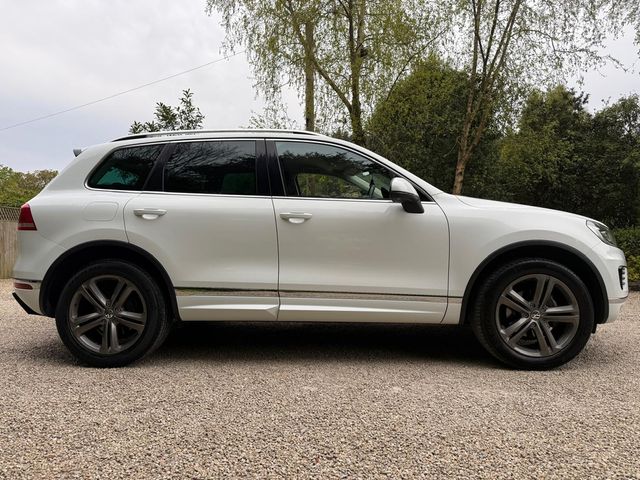 Image for 2018 Volkswagen Touareg 5 Seat N1 R Line 3.0 TDI 262bhp 
