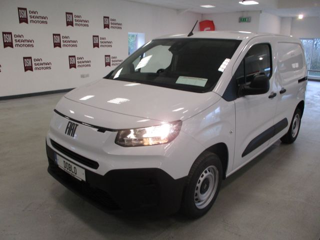 Image for 2026 Fiat Doblo TECHNICO SWB 1.5 DSL AUTO 130 BHP 650 KG-CAMERA-CRUISE-BLUETOOTH-SAT NAV-CARPLAY