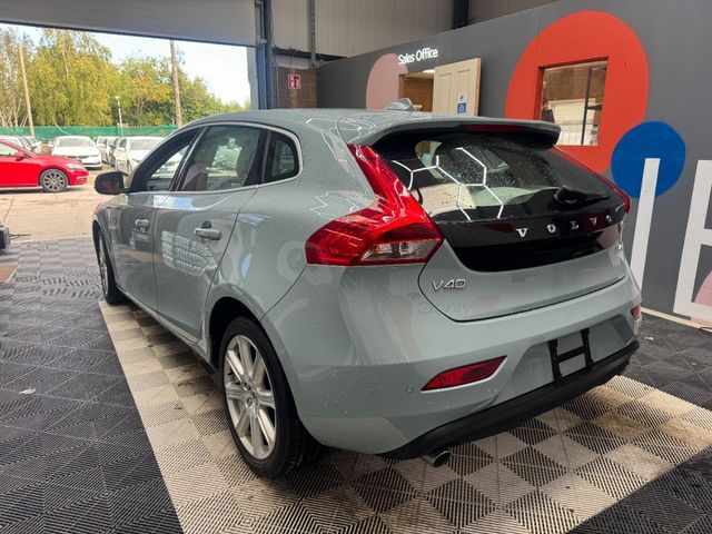 Image for 2018 Volvo V40 2018 VOLVO V40 AUTOMATIC 2.0/ PARKING CAMERA/ CRUISE CONTROL