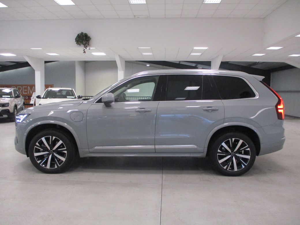 Image for 2025 Volvo XC90 T8 CORE AWD 7 SEATER PHEV 18.8 KWH