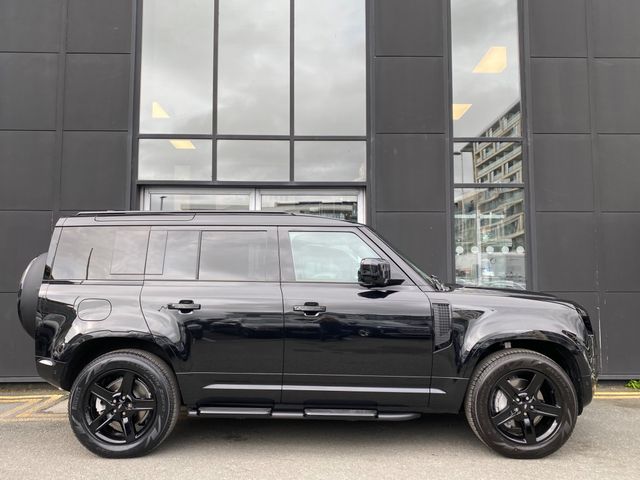 Image for 2025 Land Rover Defender 110 *6 Seater* Black Edition 