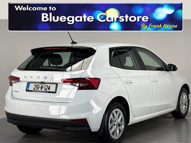 Image for 2025 Skoda Fabia SEL 1.0 MPI 80HP**DIGITAL DASH**MULTIFUNCTIONAL STEERING WHEEL**PARKING SENSORS**ANDROID AUTO**CLOTH INTERIOR**AIR CONDITIONING**FINANCE AVAILABLE**