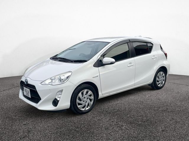 Image for 2015 Toyota Aqua DAA NHP10