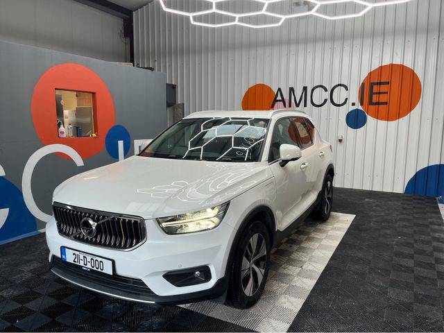 Image for 2021 Volvo XC40 €30950 2021 VOLVO XC40 RECHARGE PLUG-IN HYBRID T5 1.5 AUTOMATIC / CRUISE CONTROL / 360° PARKING CAMERA / ELECTRIC MEMORY & HEATED SEATS / HEATED STEERING WHEEL / APPLE CARPLAY
