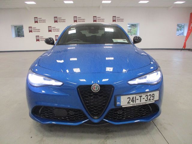 Image for 2024 Alfa Romeo Giulia 2.0 Turbo Veloce RWD 280BHP 4DR AUTO-PANORAMIC ROOF