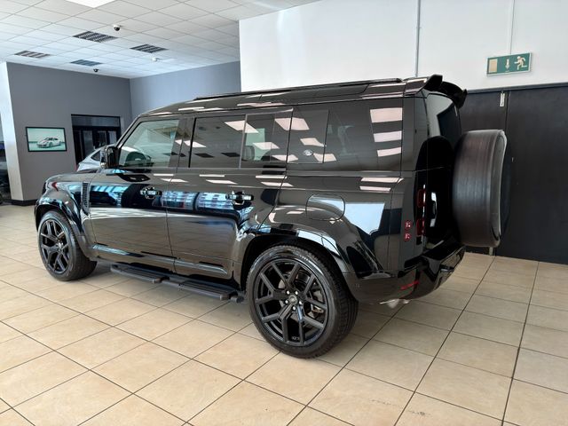 Image for 2023 Land Rover Defender 110 2.0 P400E X-dyn SE 404PS 5D A
