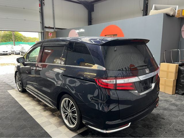 Image for 2017 Honda Odyssey €20950 2017 HONDA ODYSSEY HYBRID ABSOLUTE SENSING 2.0 AUTOMATIC / CRUISE CONTROL / REVERSE CAMERA / ELECTRIC SEATS / 7 SEATS / AUTOMATIC DOORS AND MORE