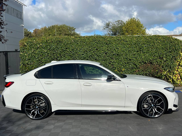Image for 2025 BMW 3 Series 330e M-SPORT COMPETITION 2.0 HYBRID ** NEW SHAPE // LOW MILEAGE ** // NEW 20" ALLOYS // HEADS-UP DISPLAY // VIRTUAL COCKPIT