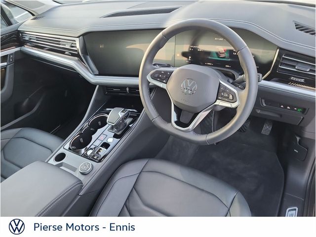 Image for 2025 Volkswagen Touareg Touareg V6 Elegance Tsi Phev 381BHP