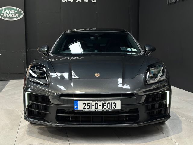 Image for 2025 Porsche Panamera 4 E-HYBRID S-A AUTO