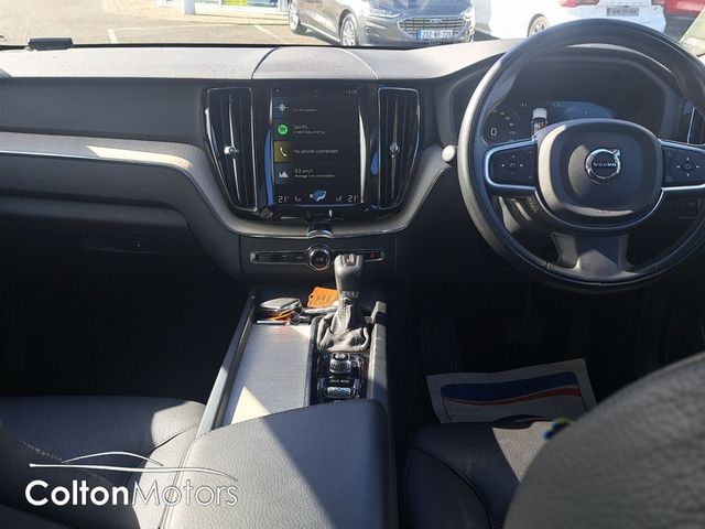 Image for 2020 Volvo XC60 Momentum AUTO D4 AWD