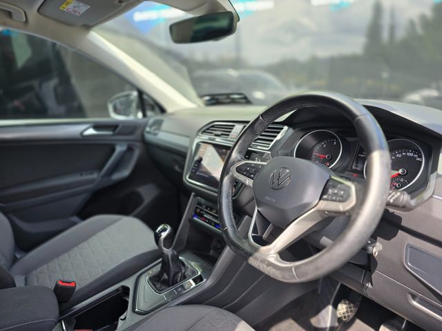 Image for 2021 Volkswagen Tiguan LIFE 2.0 TDI MANUAL