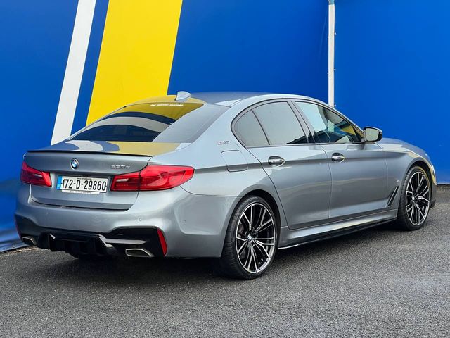 Image for 2017 BMW 5 Series 530e M-SPORT COMPETITION 2.0 HYBRID // LEATHER HEATED M-SPORT SEATS // DIGITAL CLUSTER // NEW 20" M5 ALLOYS