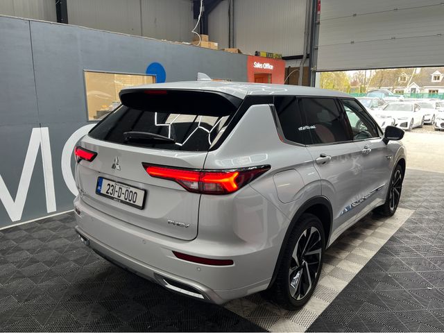 Image for 2023 Mitsubishi Outlander €42950 2023 MITSUBISHI OUTLANDER PHEV P 2.4 AUTOMATIC / CRUISE CONTROL / 360° CAMERA / ELECTRIC MEMORY & HEATED SEATS / HEATED STEERING WHEEL / PADDLE SHIFTERS / 7 SEATS OPTION AND MORE