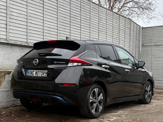 Image for 2020 Nissan Leaf N-CONNECTA / APPLE & ANDROID AUTO / NAV / RADAR CRUISE / HALF-LEATHER / PARK SENSORS / BALANCE OF 8 YEAR NISSAN BATTERY WARRANTY / *FINANCE PACKAGES AVAILABLE*