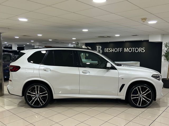 Image for 2021 BMW X5 45e M-SPORT HYBRID=LOW MILES//HUGE SPEC=PAN ROOF//FULL SERVICE HISTORY=211 D REG=ONLY €170 ANNUAL ROAD TAX//TAILORED FINANCE PACKAGES AVAILABLE=TRADE INS WELCOME