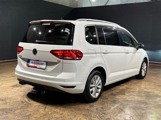 Image for 2017 Volkswagen Touran 1.4 TSI HIGH LINE MPV 7 SEATER - FACTORY ALLOYS - REVERSE CAMERA - CRUISE CONTROL