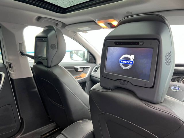 Image for 2017 Volvo XC60 D4 CLASSIC 2.0 D // OPENING PAN ROOF // LEATHER INTERIOR // DIGITAL CLUSTER