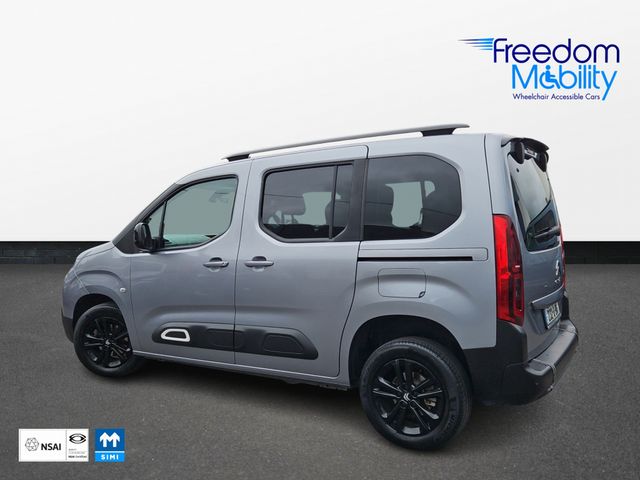 Image for 2023 Citroen Berlingo Multispace Wheelchair Access Taxi Spec