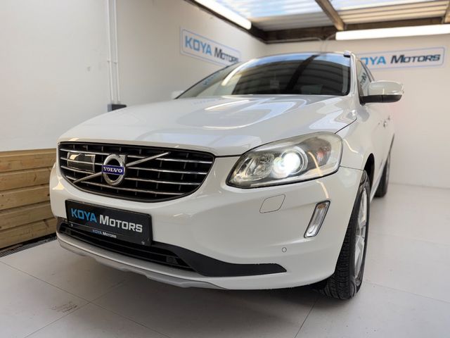 Image for 2017 Volvo XC60 2.0 D4 SE LUXURY PLUS 190 BHP DIESEL AUTOMATIC // *PAN ROOF* // FULL HEATED LEATHER // REVERSING CAMERA // CRUISE CONTROL // LANE ASSIST // COLLISION WARNING SYSTEM // ELECTRIC TAILGATE
